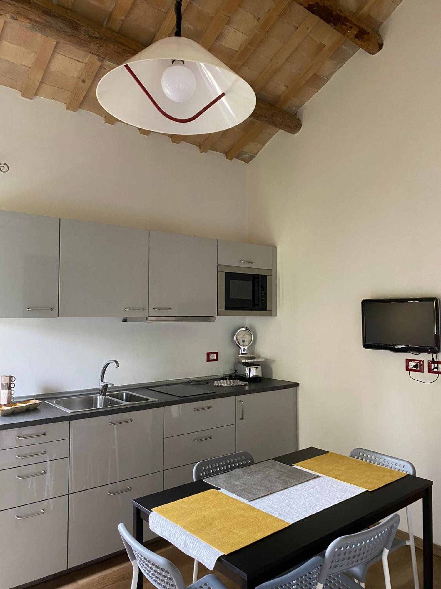 Giaron Apartment